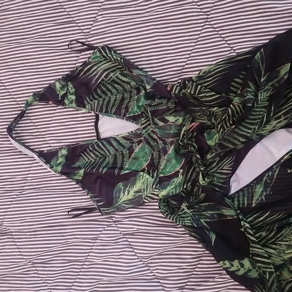 XX SOLD XX Palm tropical set
